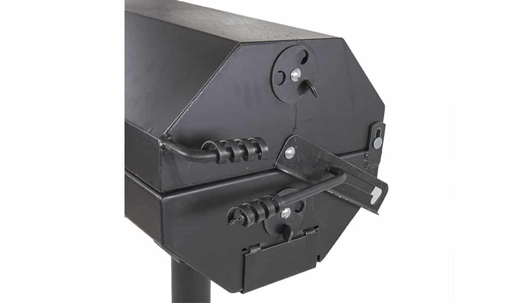 Black grill lid mechanism.